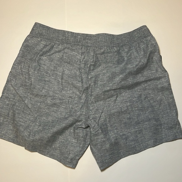 NWT ‼️ Womens ALLBIRDS Tree BD Shorts - Retail $58 Color is Shadow (gray) - Picture 11 of 11